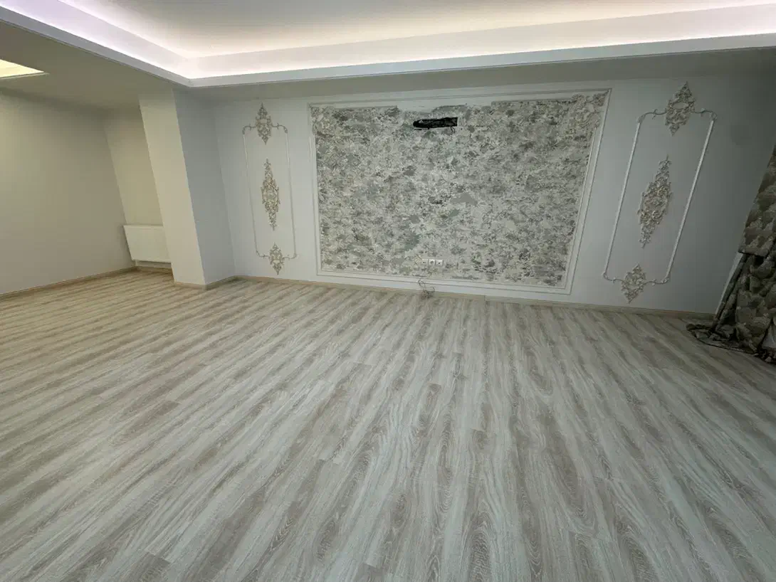 0049c9fa-b43c-4493-b1f6-69c551061957