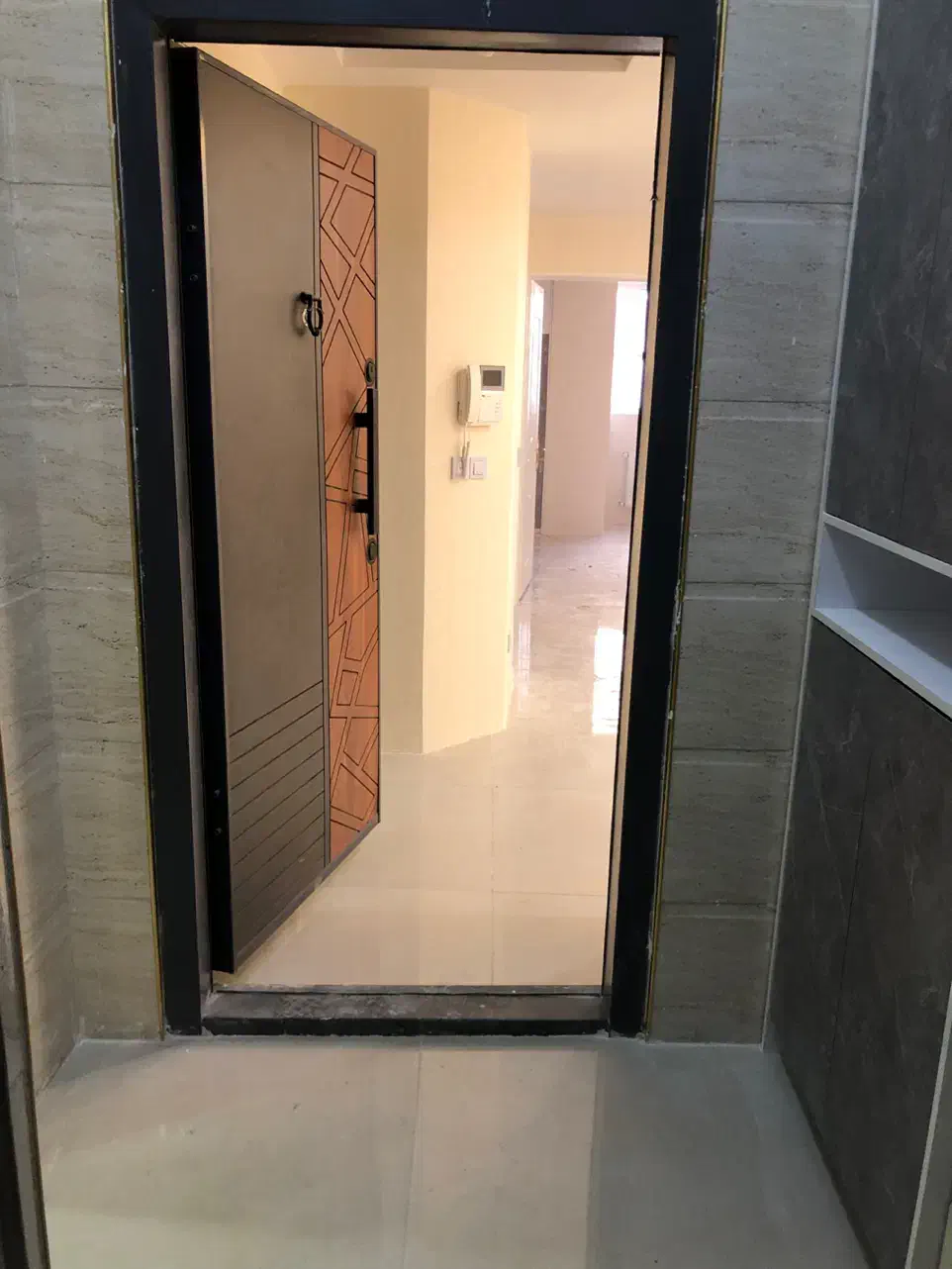 00f15814-8e2f-420a-bb74-f7c75789ad01