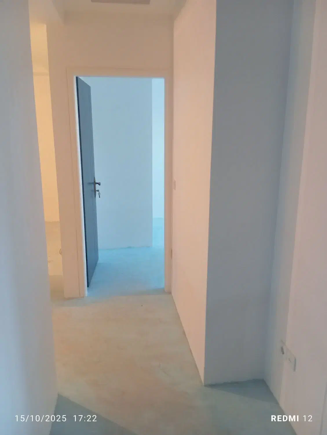 03dd7c8f-c1e4-4455-89c5-8b879674898d