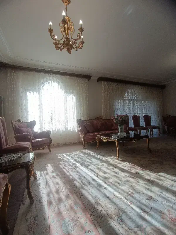 1e1553bc-92f4-4dd1-939e-d91e57cb70c9