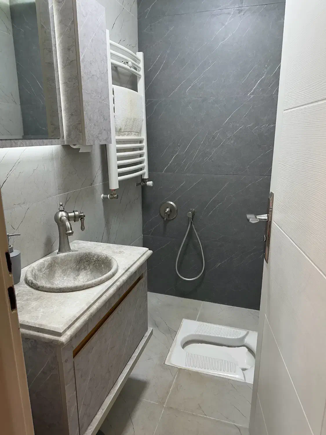 29dfb3a2-d595-40eb-b247-57c7d3b9c614