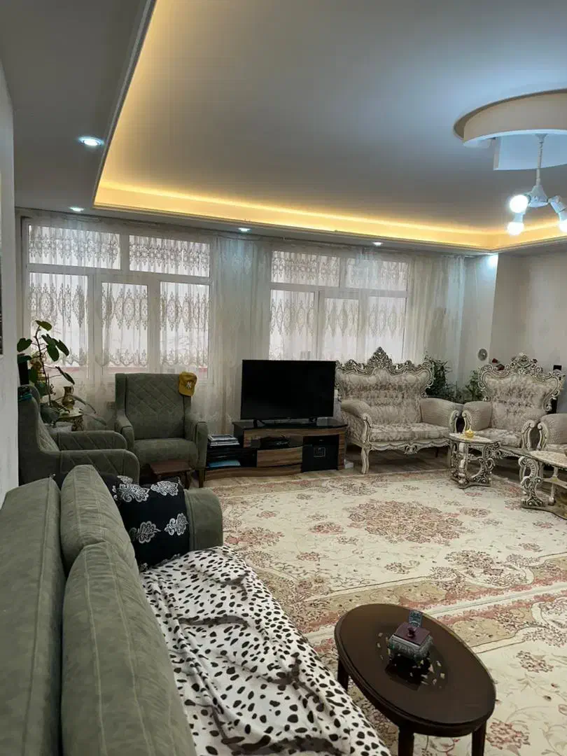 37d33cf5-8eb4-40b1-898e-e959975745e3