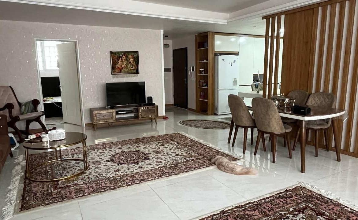 3bd90bf8-e355-4be3-b8fc-4d284ee5a1ee.jpg