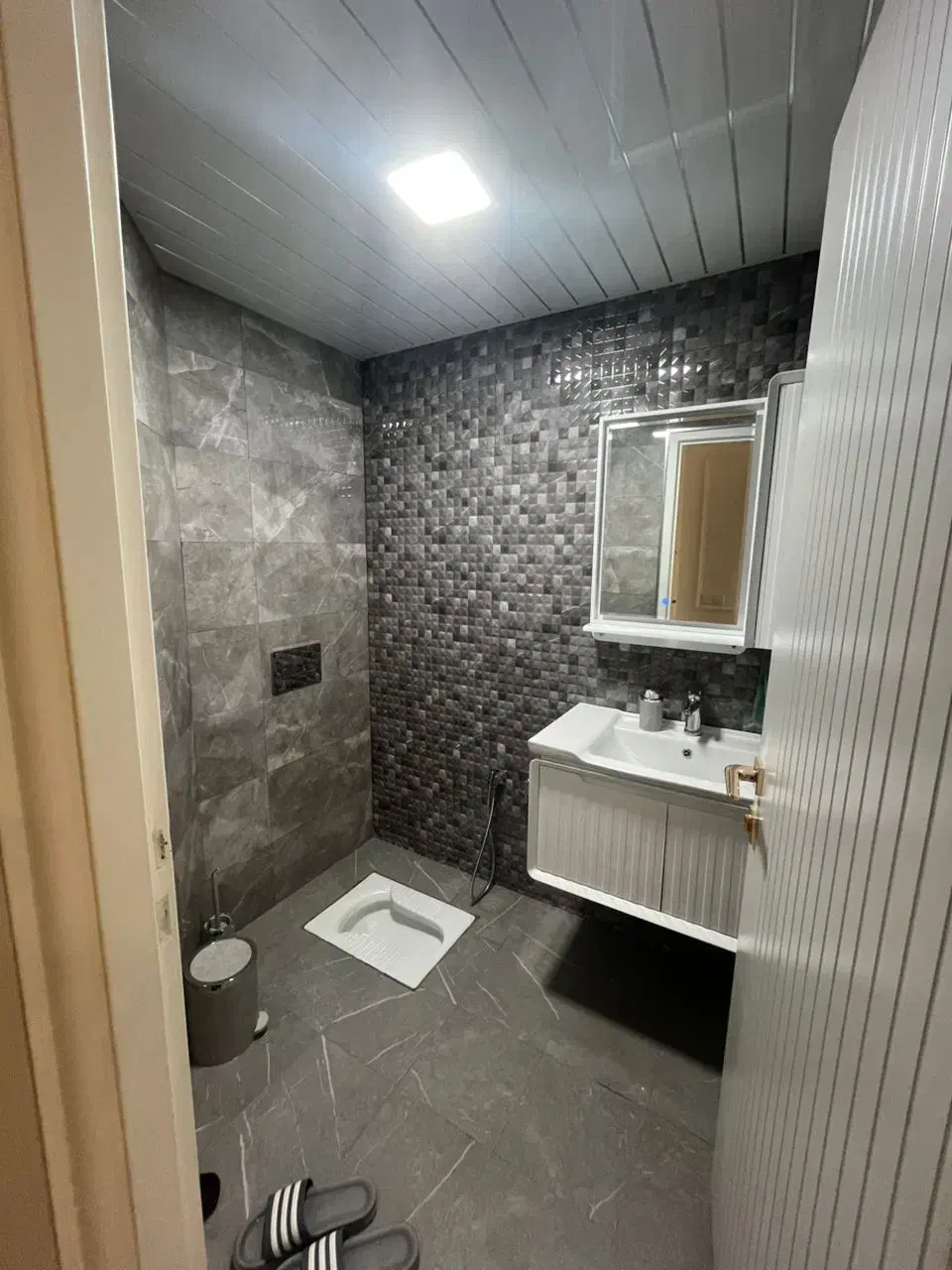 3ecf3dac-c8b3-4d81-afd8-f29d25f24548