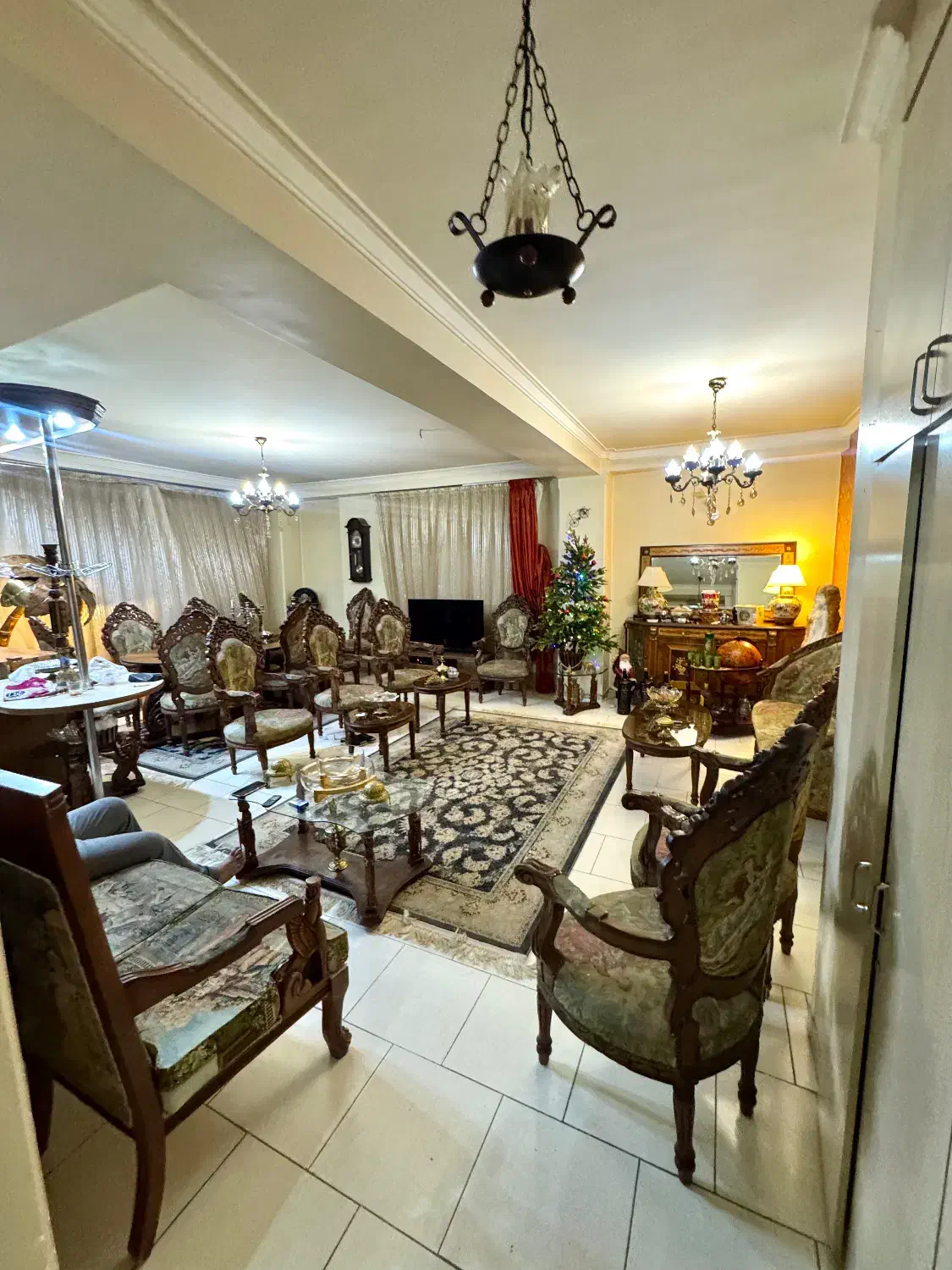 5d51cde1-7e9e-4f48-a4f9-ff92e12d0bfb