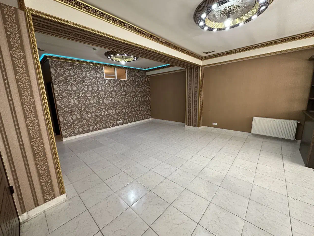 8df054c7-b6ee-4d06-a0f5-b955d5fbd371