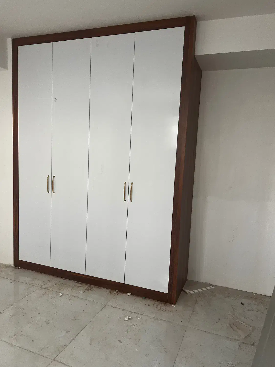 901ef9ad-7301-4d27-aa8e-d3bc8ac757d3