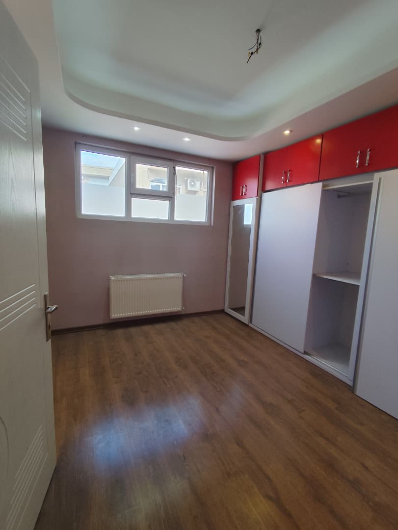 9f76de3c-c674-49fb-a387-3e8b474f1bd3