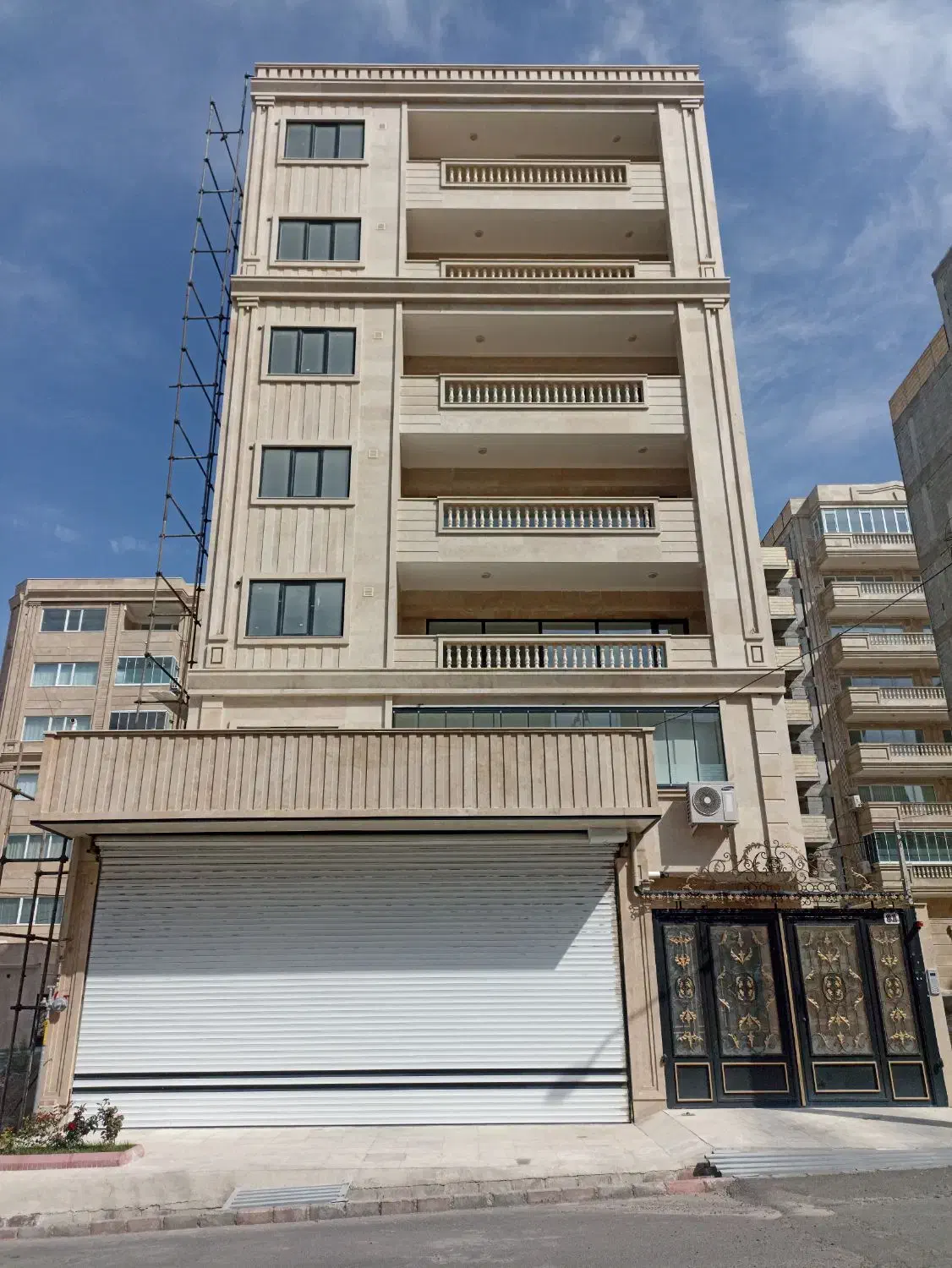 ae6f9ab6-8a66-4a41-8065-a382ed1f2bf4