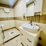 b27d5702-cab1-41b6-9e27-021966f10c6b