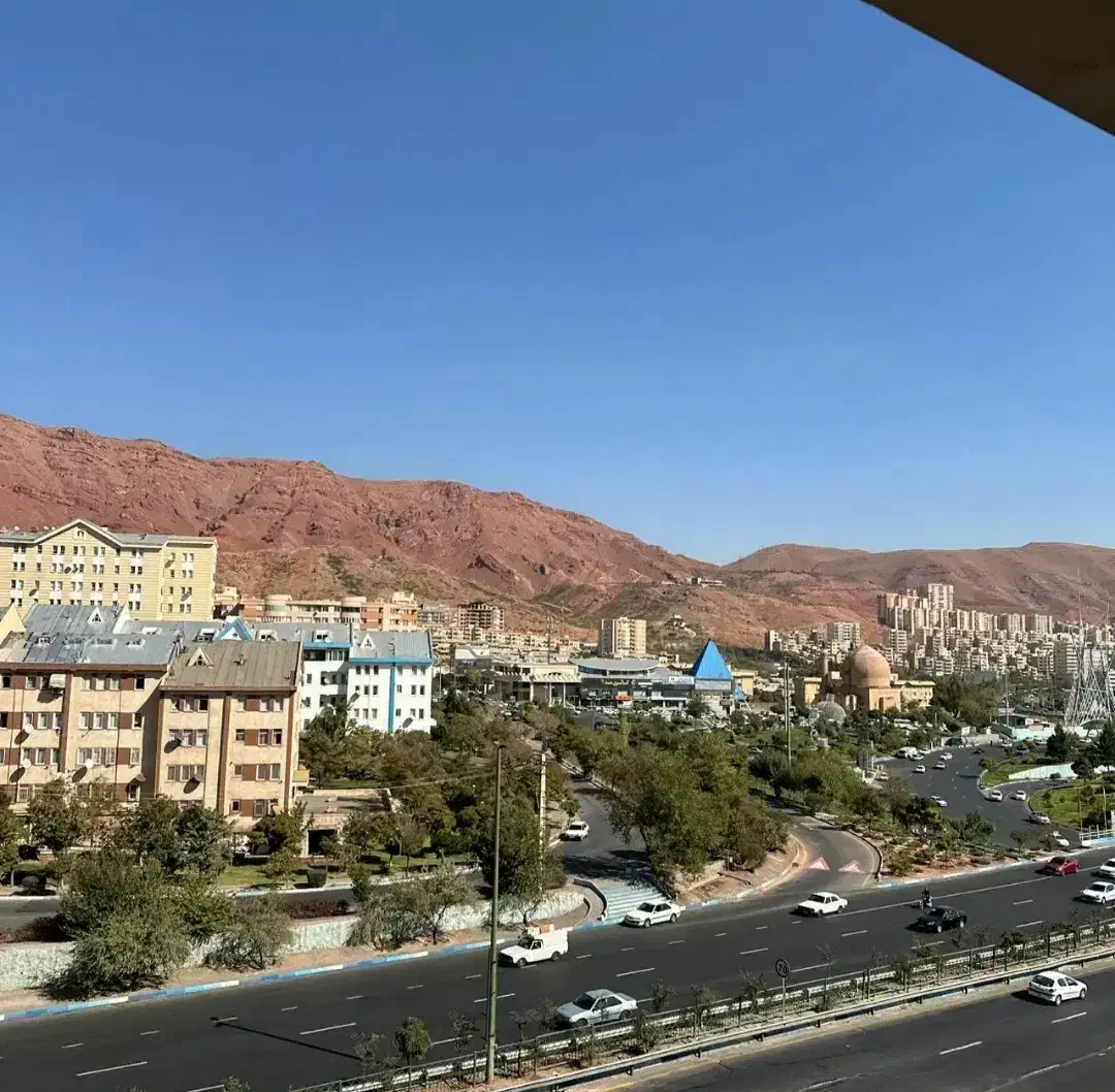 b958b379-3d9d-45b4-a532-036ef99e6149