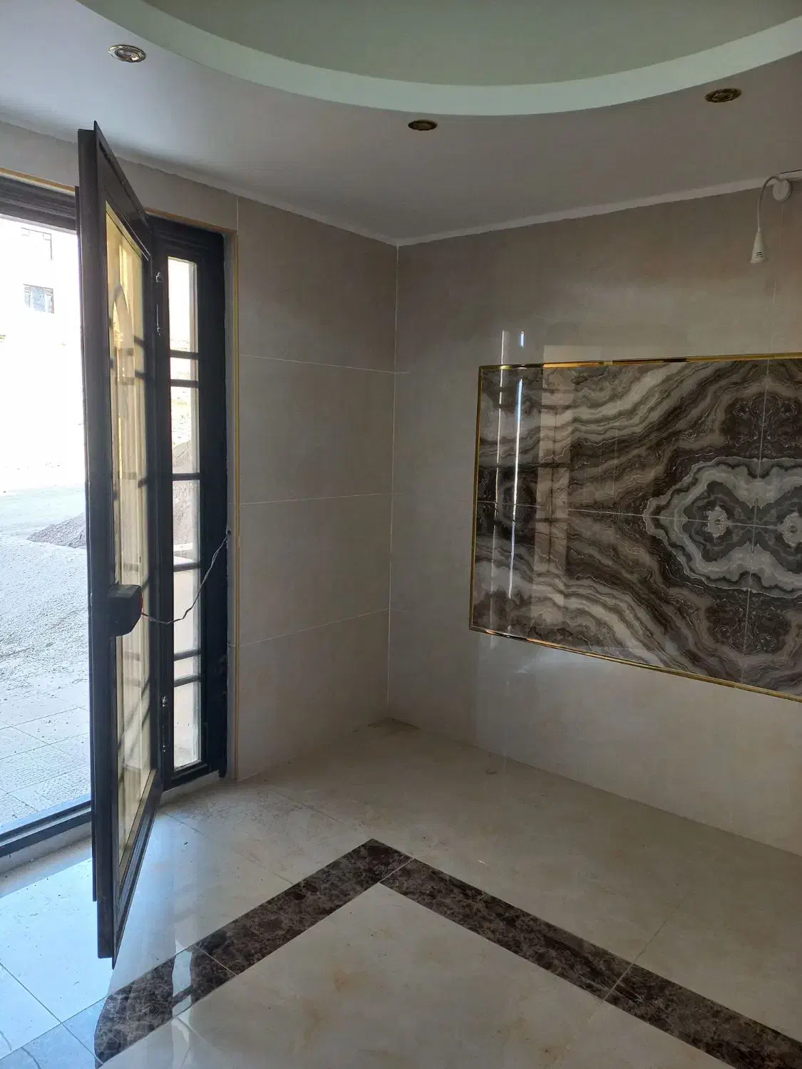 b9e873bb-68d8-441f-b875-55be1d3c61aa