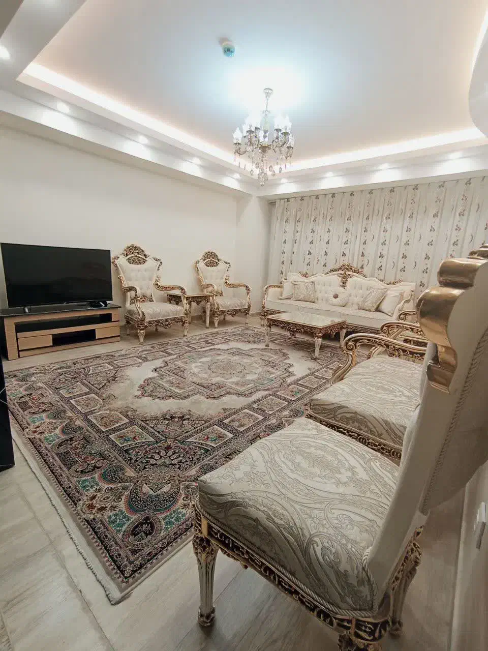 bf41d886-d1ef-46f0-8b86-7052fff06357