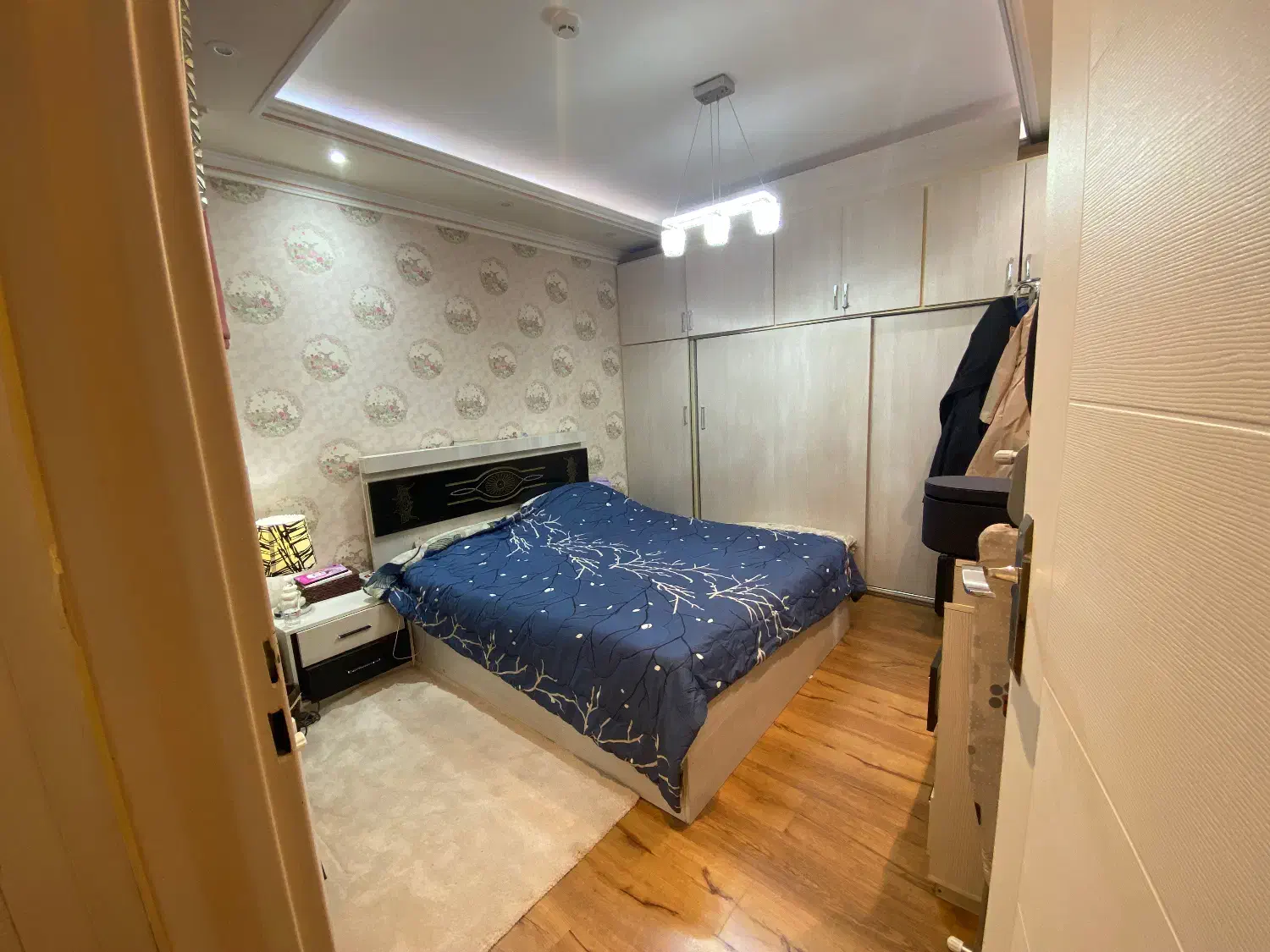 c43b665d-6da6-4f27-9cee-82a9063d8875