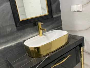 ca9864b4-4bae-45e6-9102-29f25a2f9051