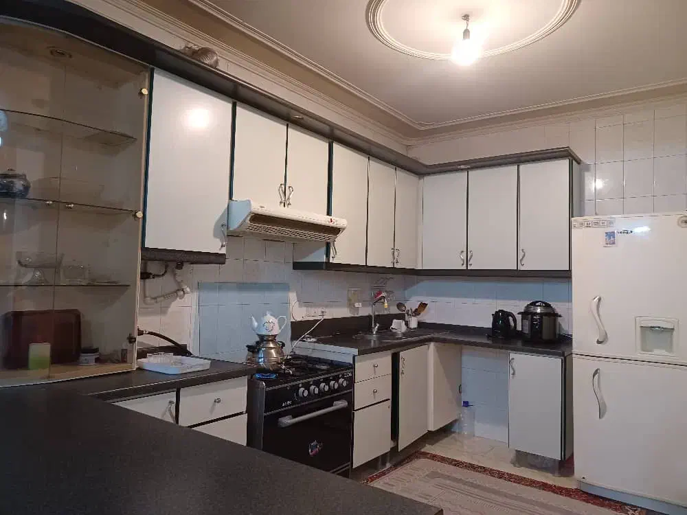 e84dd985-f2c0-4dca-8d66-2b9b14b116fa