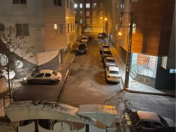 e9011a6c-6b9a-4c07-a8c7-83eaac7b1de5