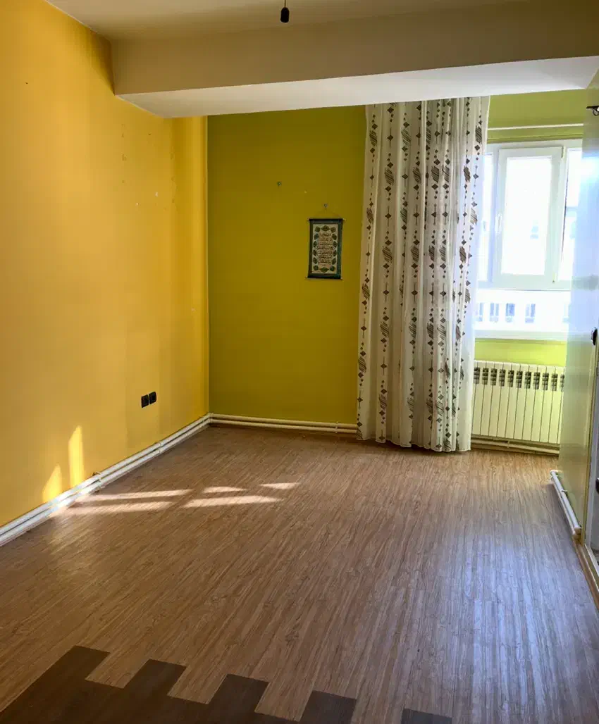 ec56f053-1fb4-4136-bd1d-a0a43380cb71