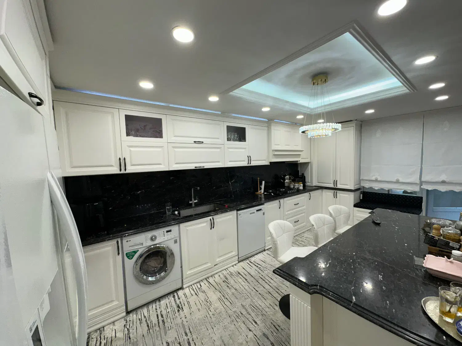 ee1e14d3-7e10-4ea0-8038-ab7d4f9317fc