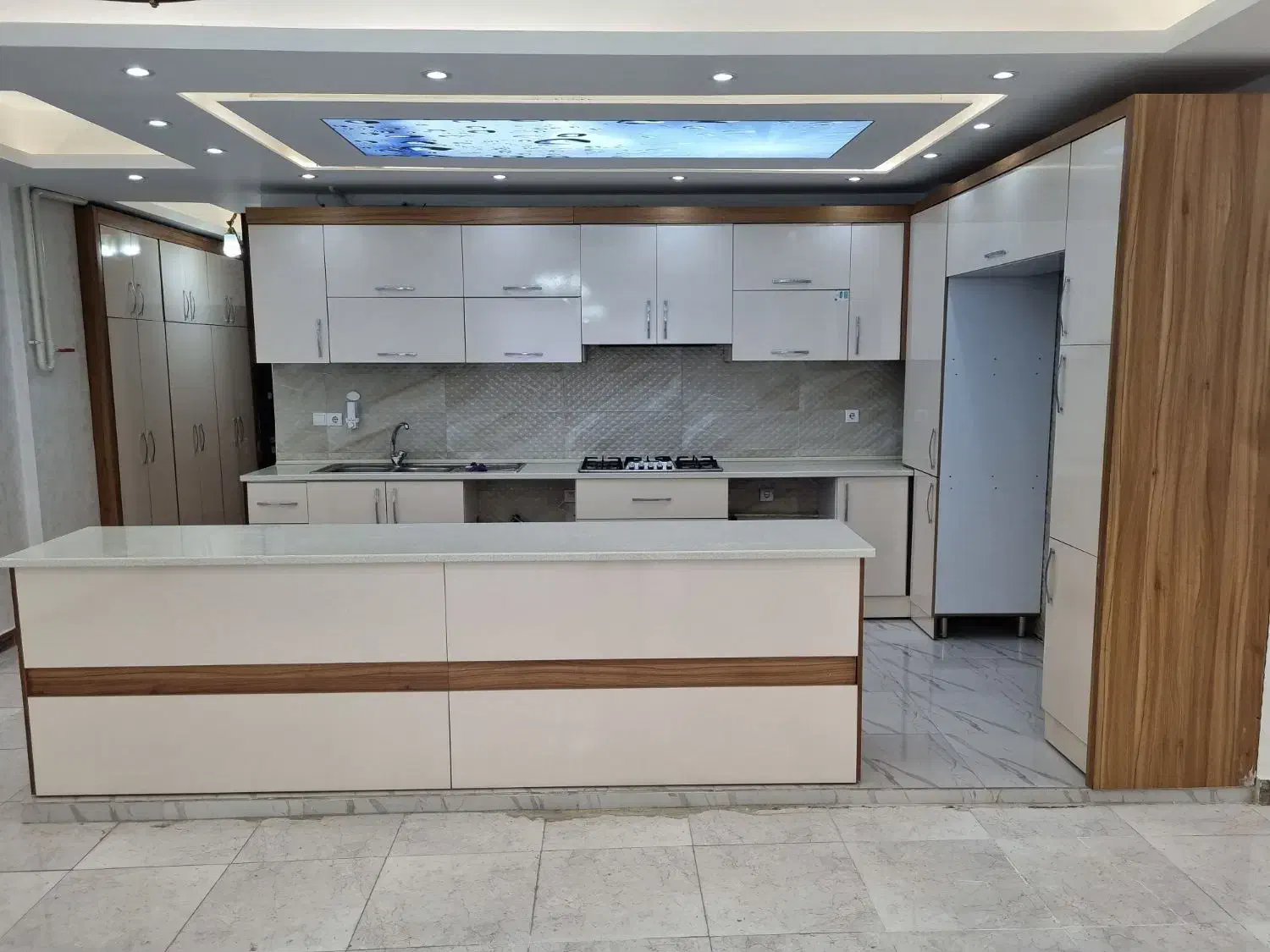 f168933c-c8ff-4fba-b068-09895d921649