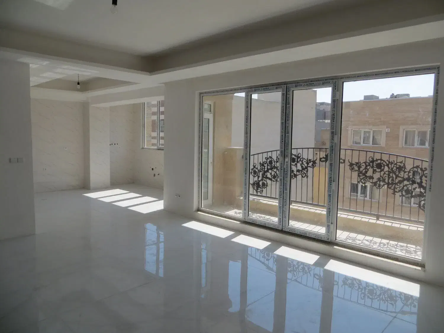 f2a5ec82-8b7d-4ff0-8fc1-fa04861f67a5