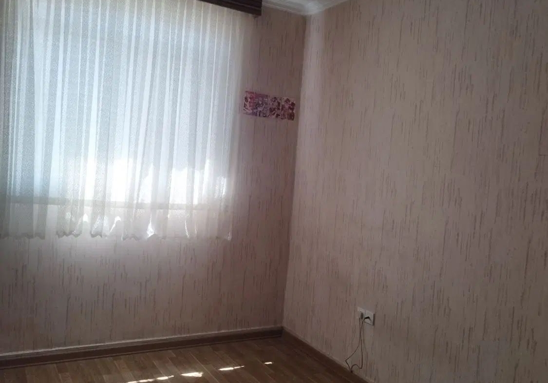 fb33c78b-6d8e-4c8c-99e3-c05187c6333a.jpg